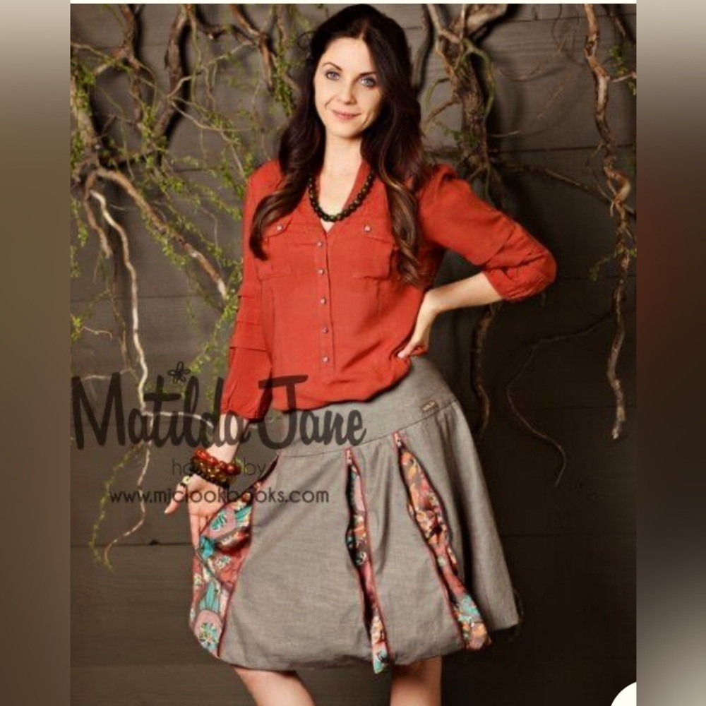 Matilda Jane skirt size M